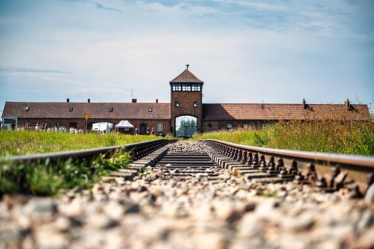 Osvětim a Březinka – exkurze za historií genocidy